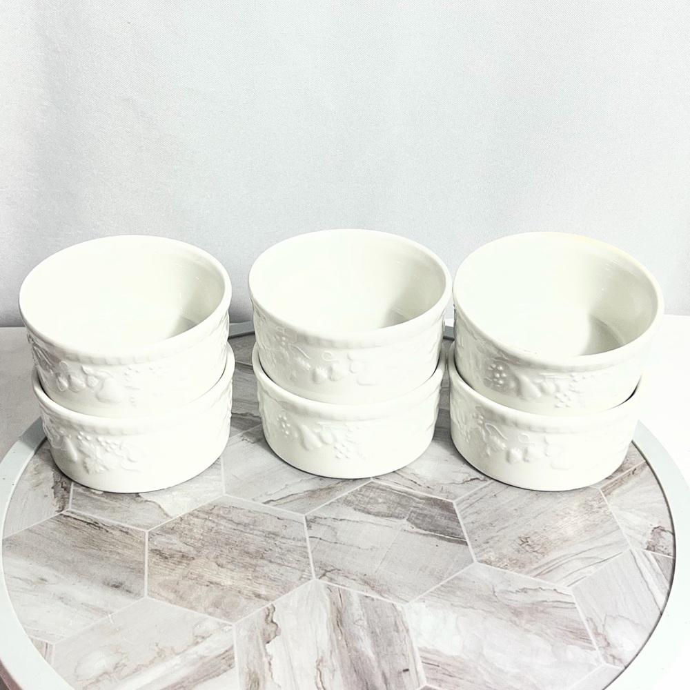 Le Faune France Porcelain Ramekins Set of 6 White Embossed Oven Safe